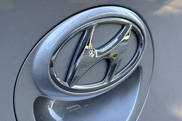 2016 Hyundai Accent Active RB3