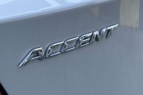 2016 Hyundai Accent Active RB3