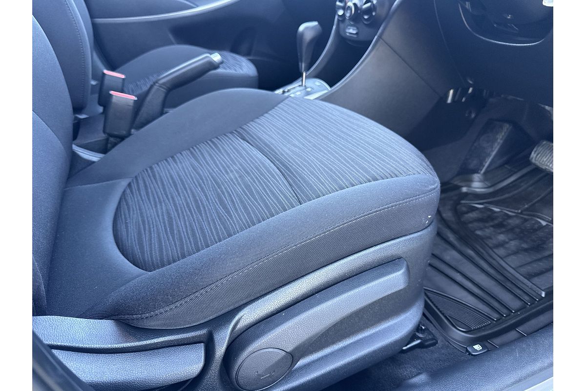 2016 Hyundai Accent Active RB3