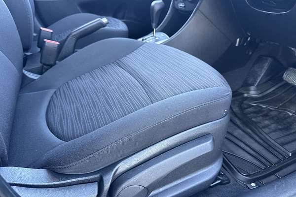 2016 Hyundai Accent Active RB3