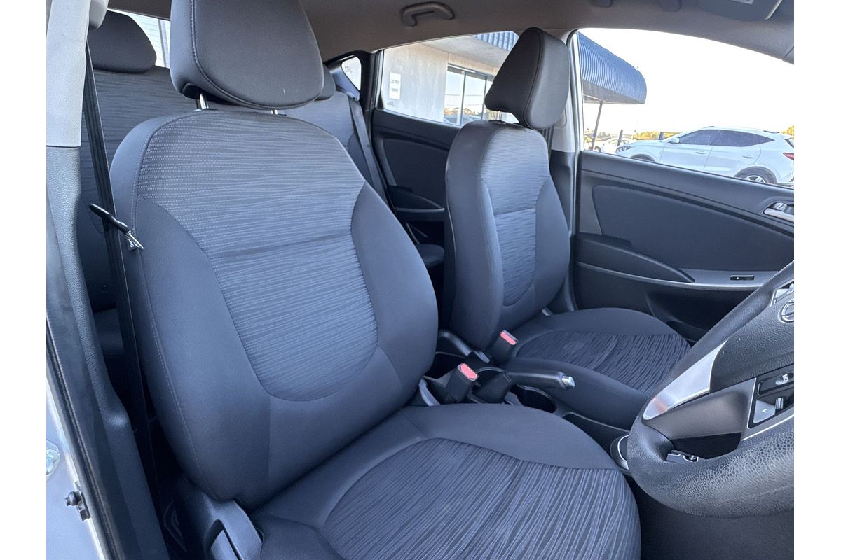 2016 Hyundai Accent Active RB3