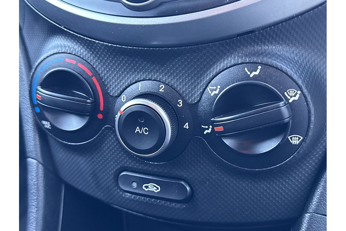 2016 Hyundai Accent Active RB3