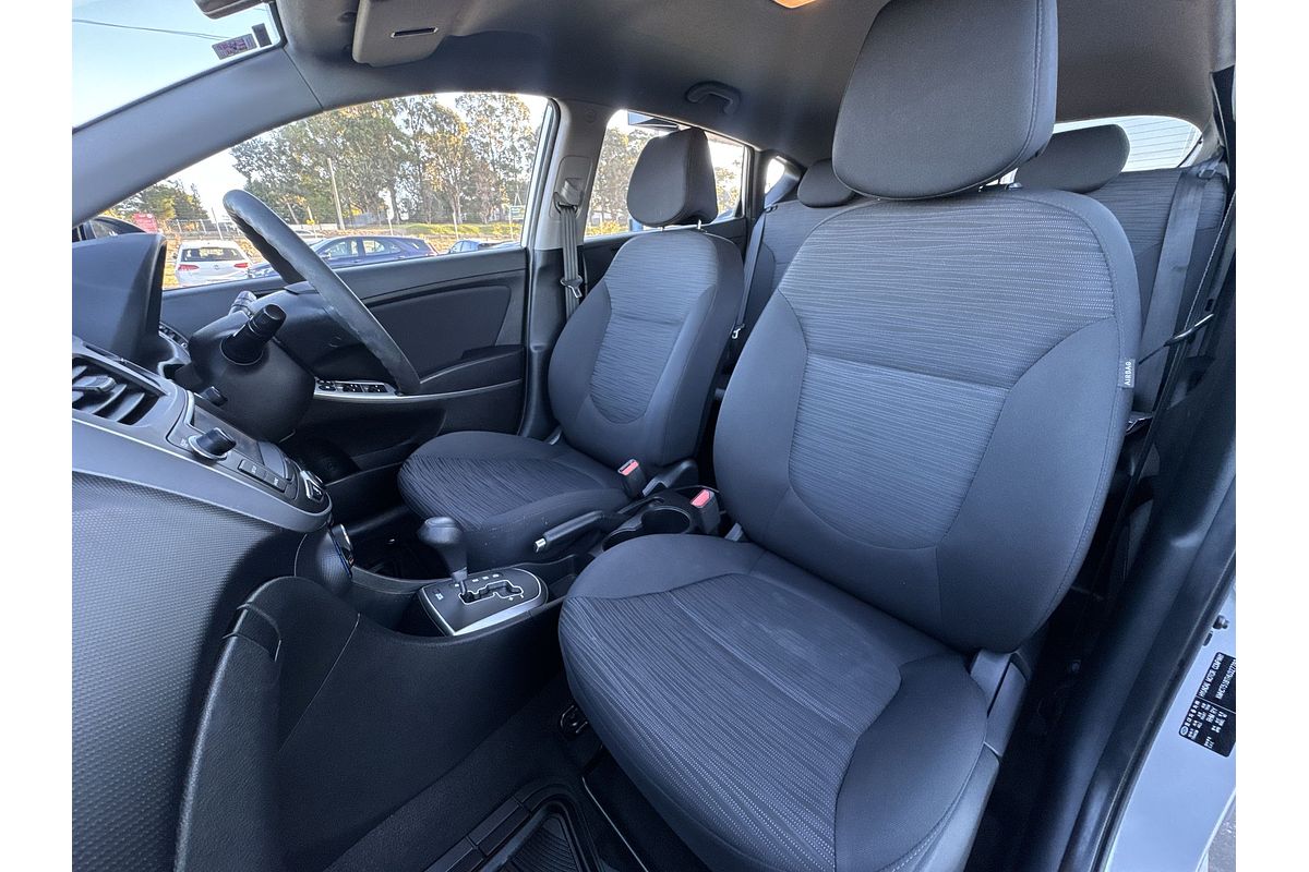 2016 Hyundai Accent Active RB3