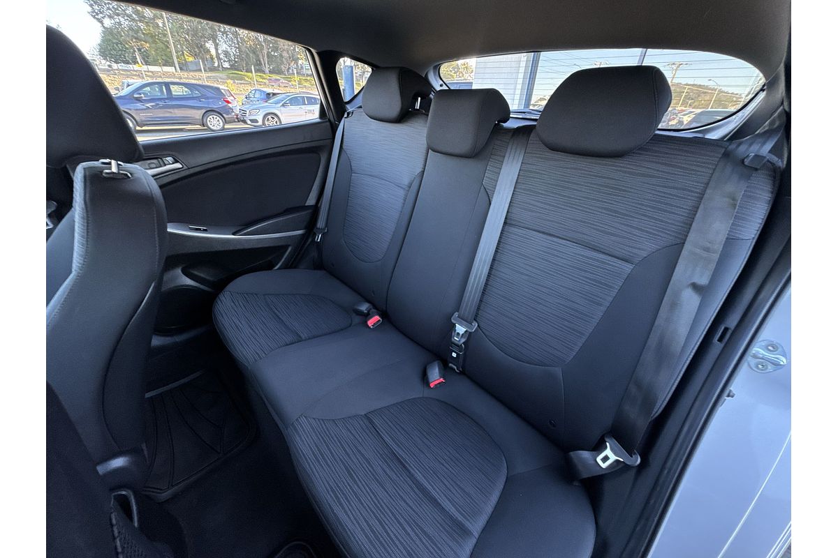 2016 Hyundai Accent Active RB3