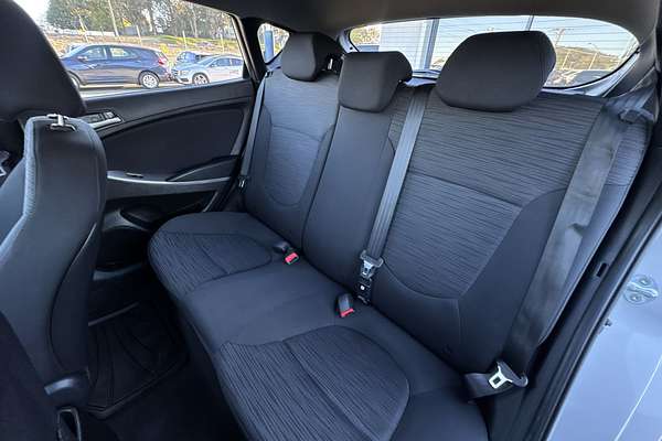 2016 Hyundai Accent Active RB3
