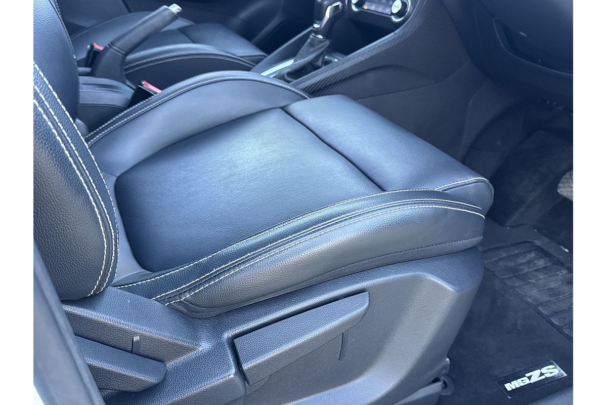 2019 MG ZS Essence AZS1