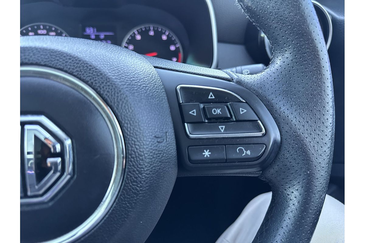 2019 MG ZS Essence AZS1