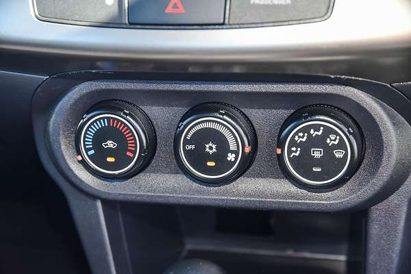 2013 Mitsubishi Lancer ES CJ