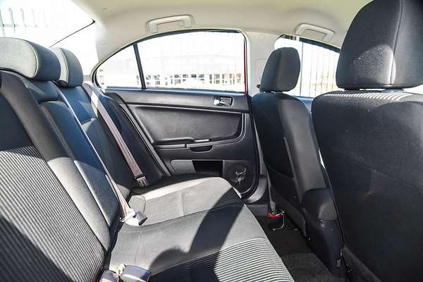 2013 Mitsubishi Lancer ES CJ