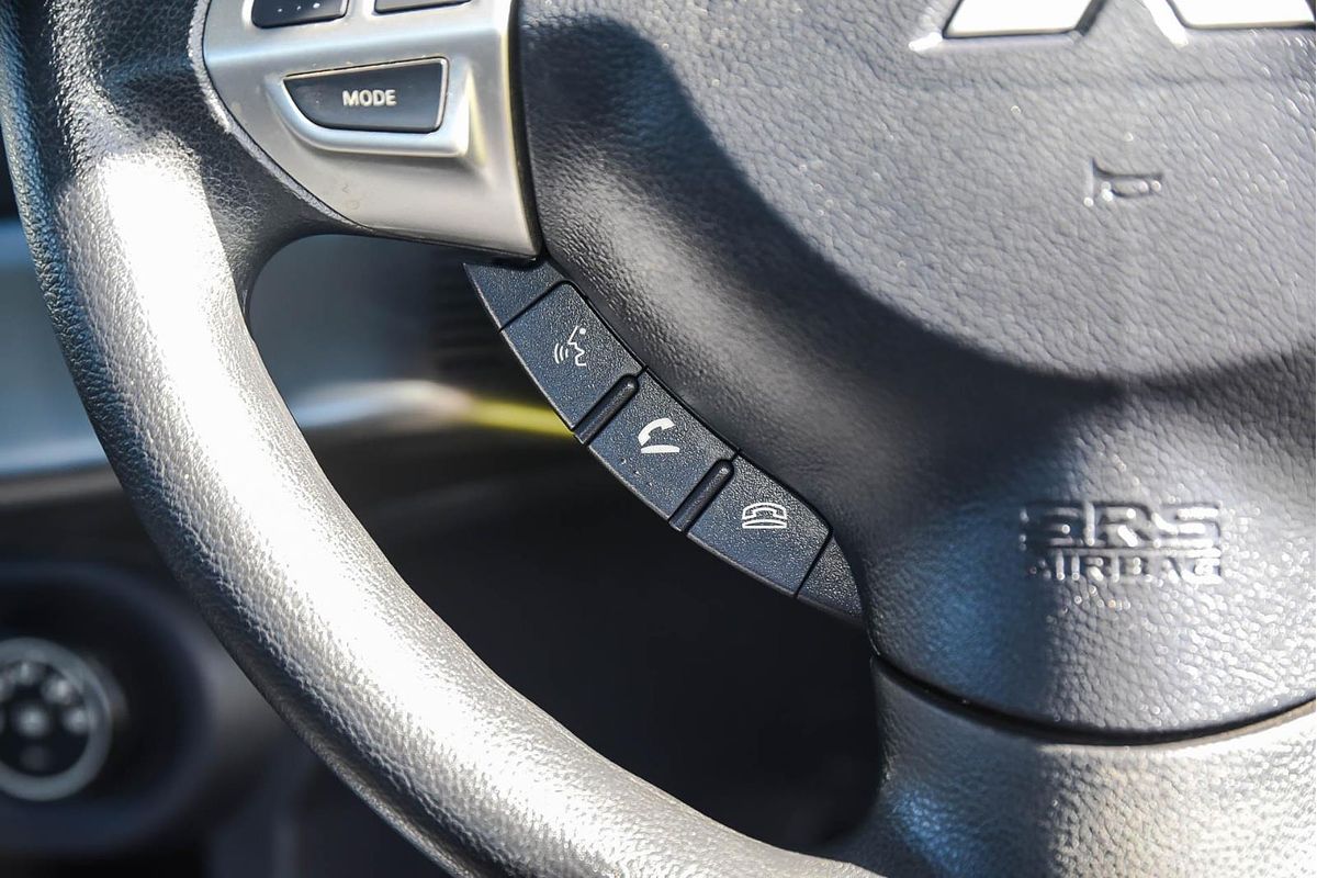 2013 Mitsubishi Lancer ES CJ