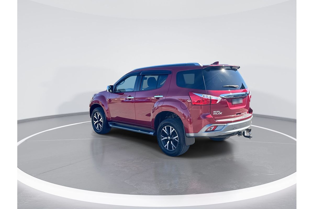2020 Isuzu MU-X LS-T