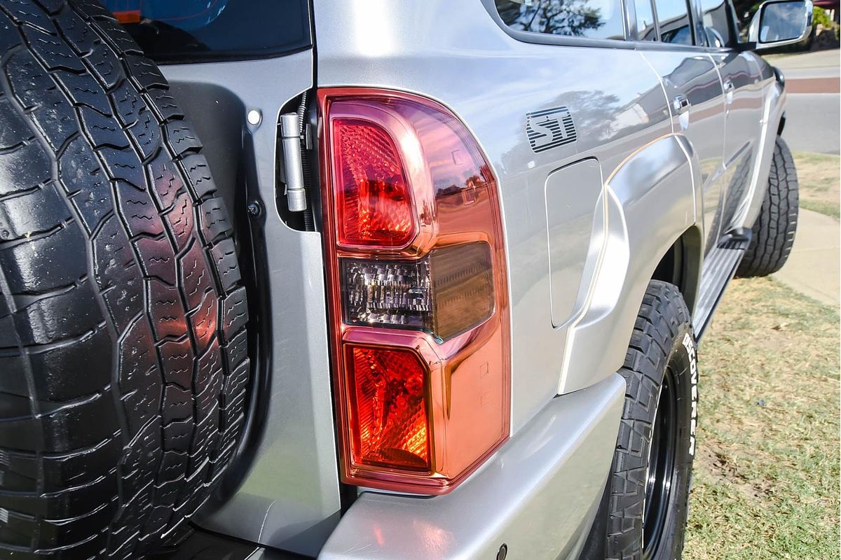 2015 Nissan Patrol ST Y61