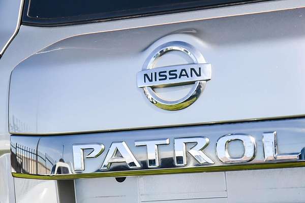 2015 Nissan Patrol ST Y61