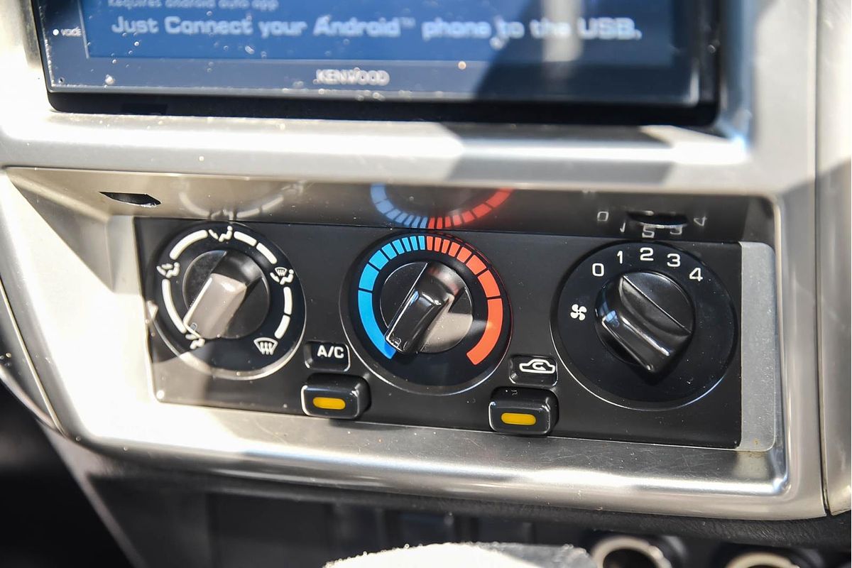 2015 Nissan Patrol ST Y61