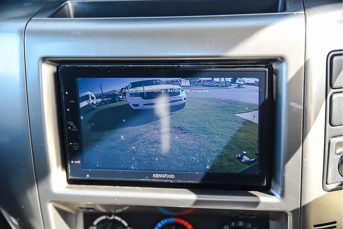 2015 Nissan Patrol ST Y61