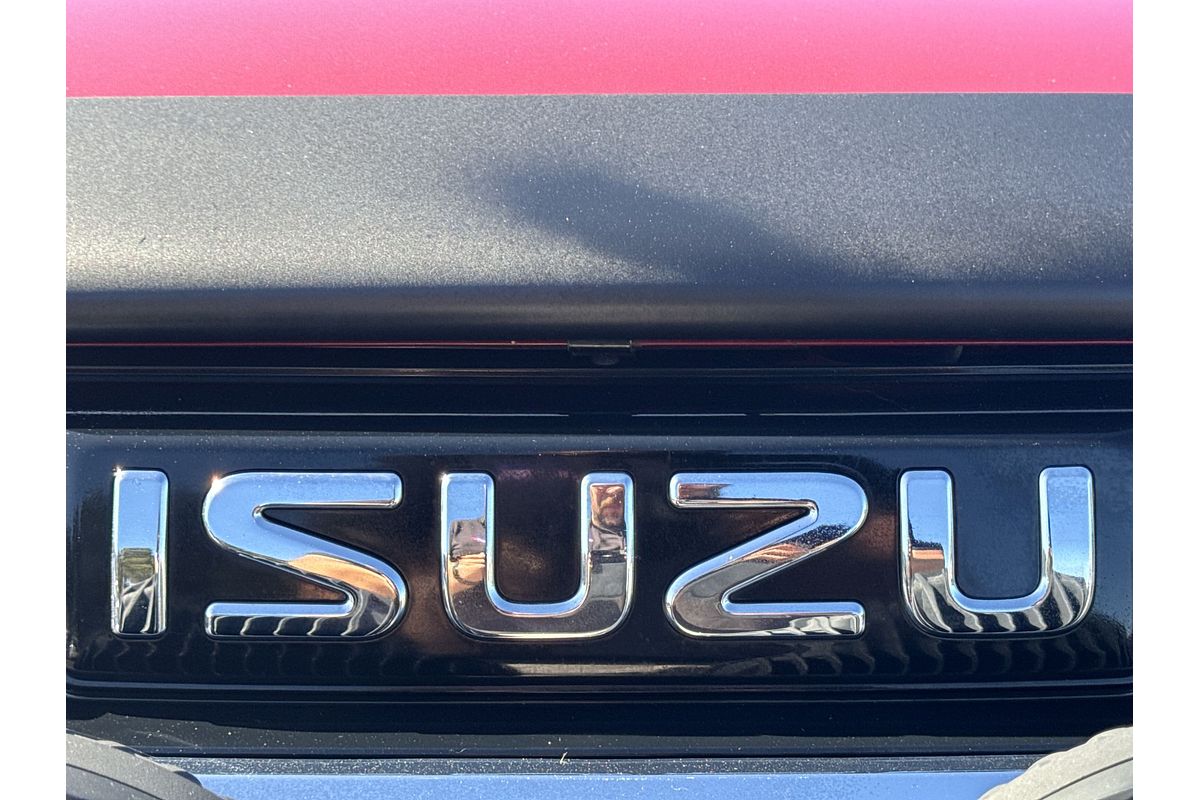 2020 Isuzu MU-X LS-T