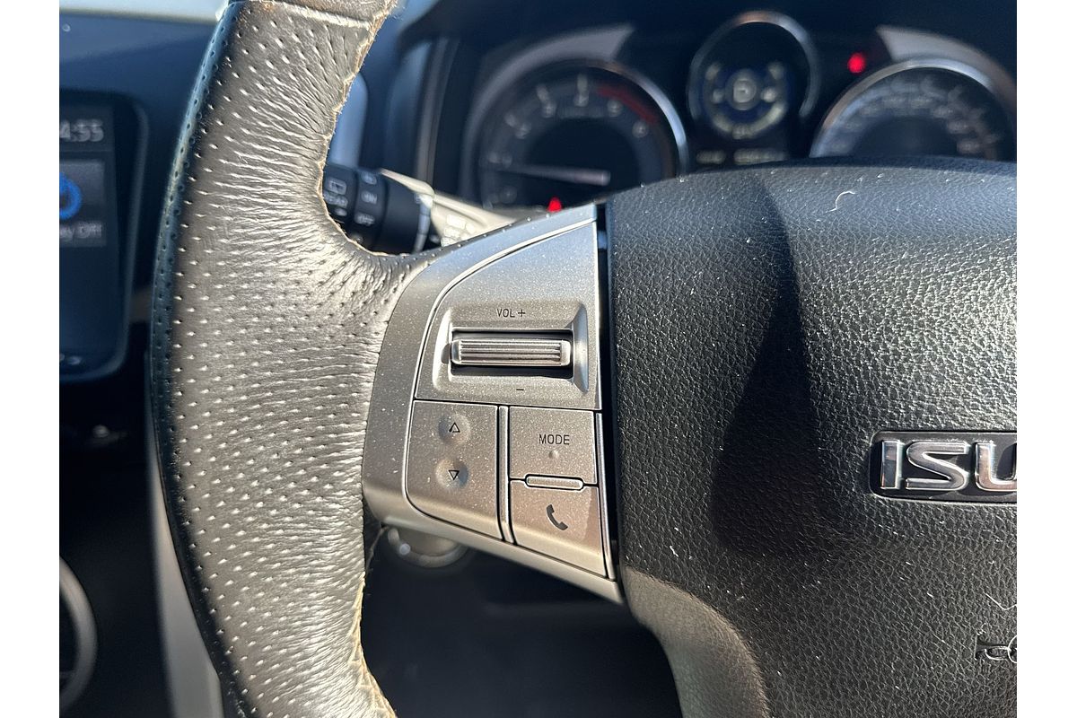 2020 Isuzu MU-X LS-T