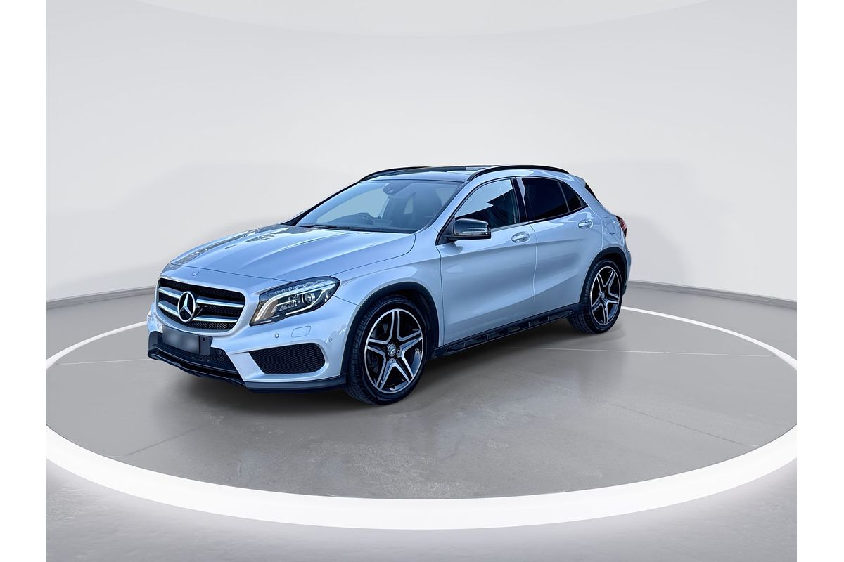 2015 Mercedes-Benz GLA-Class GLA250 X156