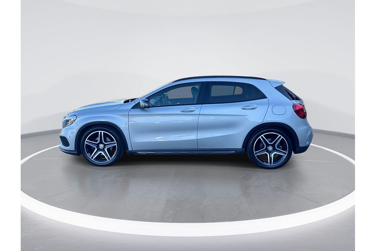 2015 Mercedes-Benz GLA-Class GLA250 X156