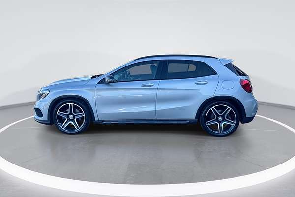 2015 Mercedes-Benz GLA-Class GLA250 X156