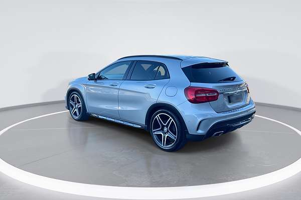 2015 Mercedes-Benz GLA-Class GLA250 X156