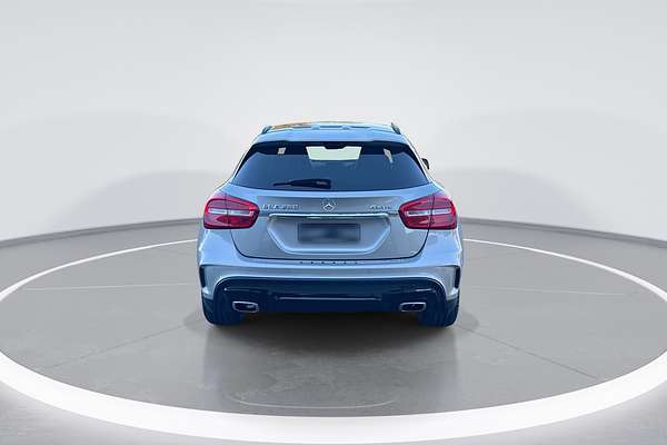2015 Mercedes-Benz GLA-Class GLA250 X156