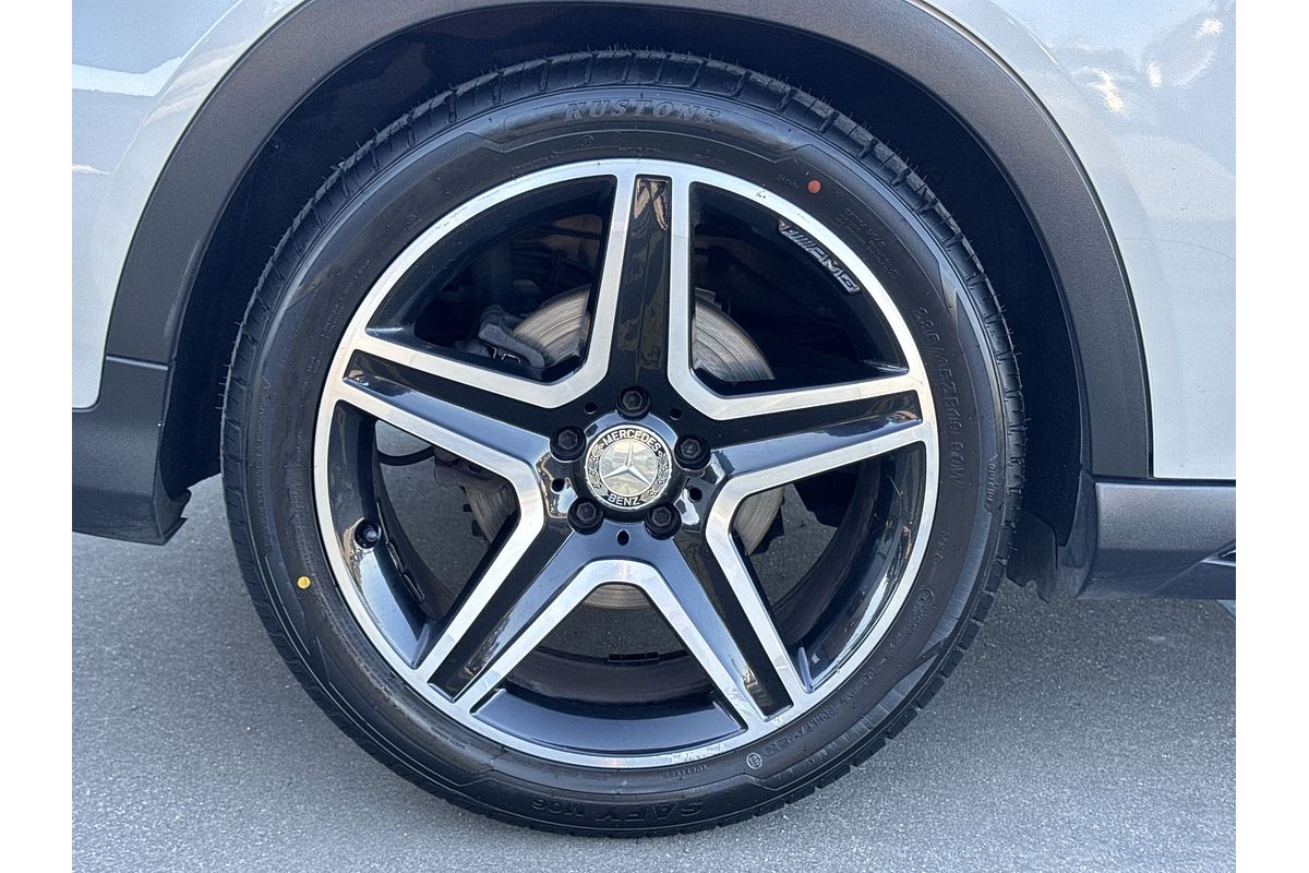 2015 Mercedes-Benz GLA-Class GLA250 X156