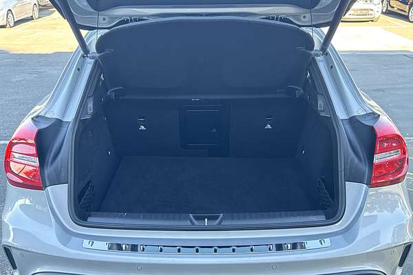 2015 Mercedes-Benz GLA-Class GLA250 X156
