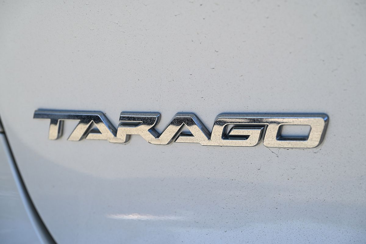 2017 Toyota Tarago GLi ACR50R