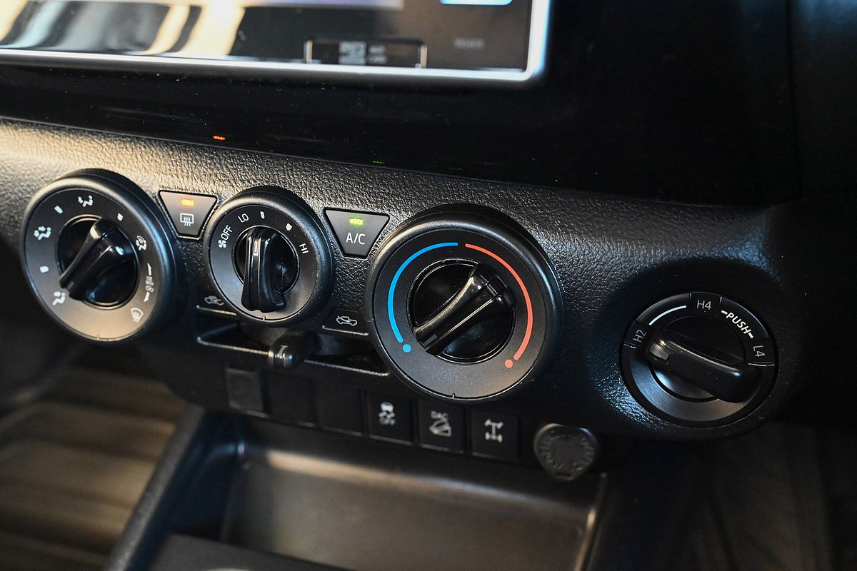 2019 Toyota Hilux Rugged GUN126R 4X4