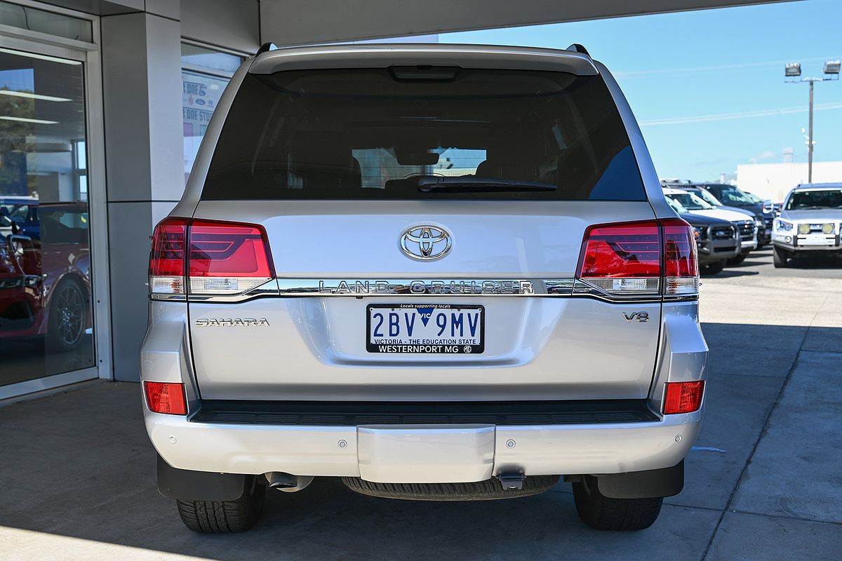 2016 Toyota Landcruiser Sahara VDJ200R