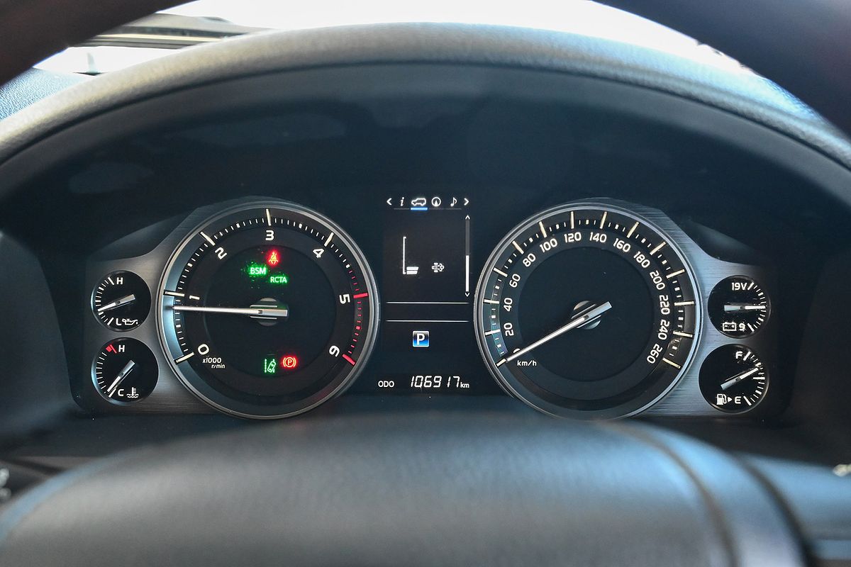 2016 Toyota Landcruiser Sahara VDJ200R