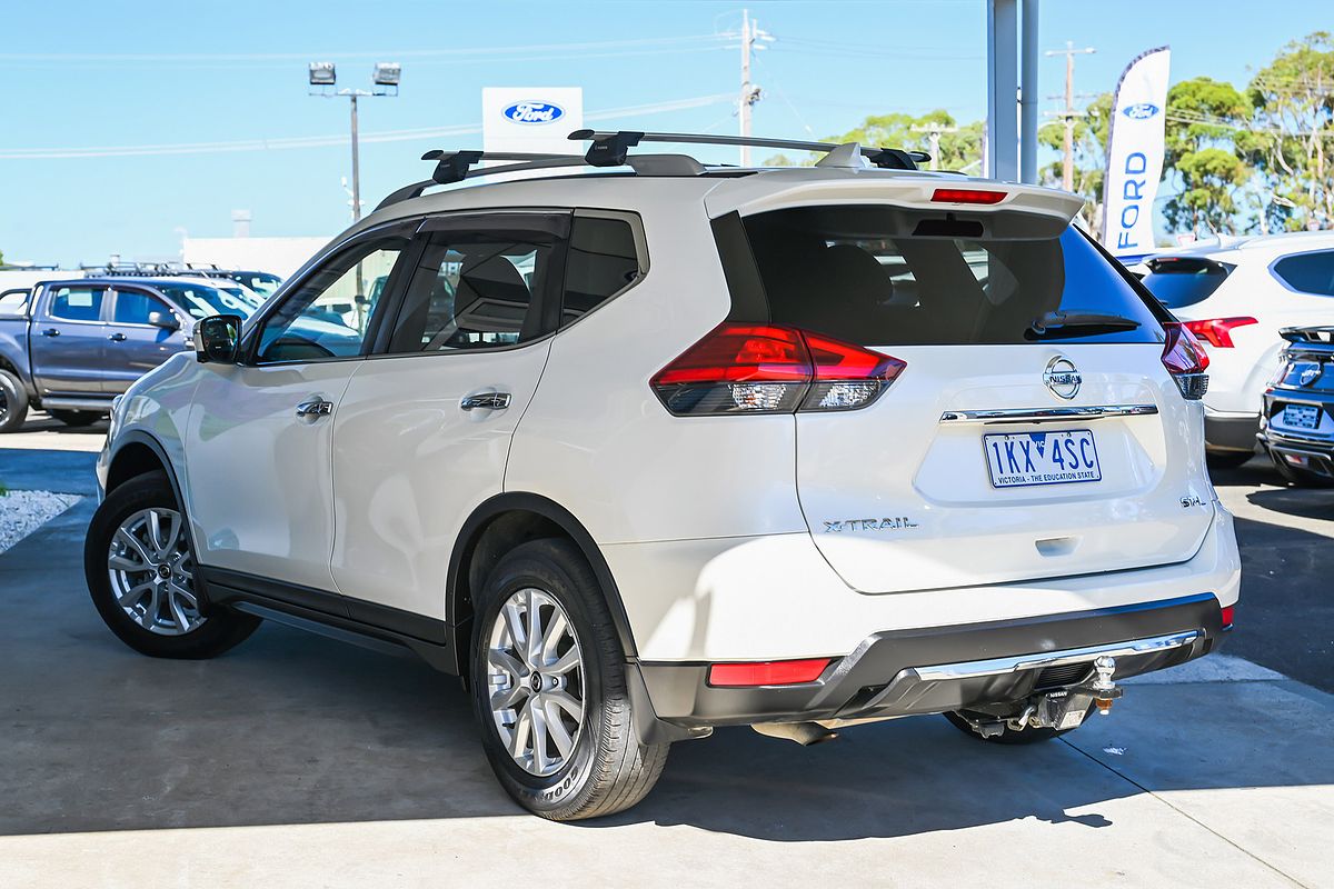 2017 Nissan X-TRAIL ST-L T32 Series II