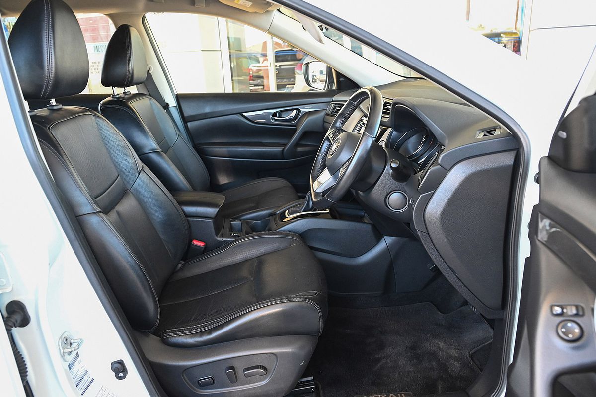 2017 Nissan X-TRAIL ST-L T32 Series II