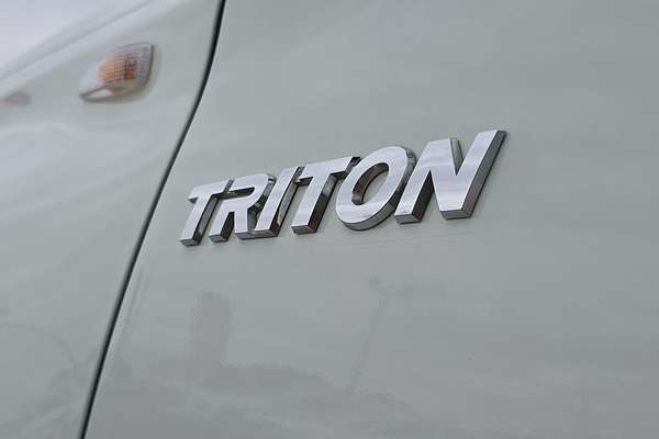 2021 Mitsubishi Triton GLX MR 4X4