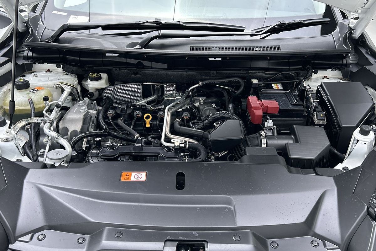 2023 Mitsubishi Outlander LS ZM