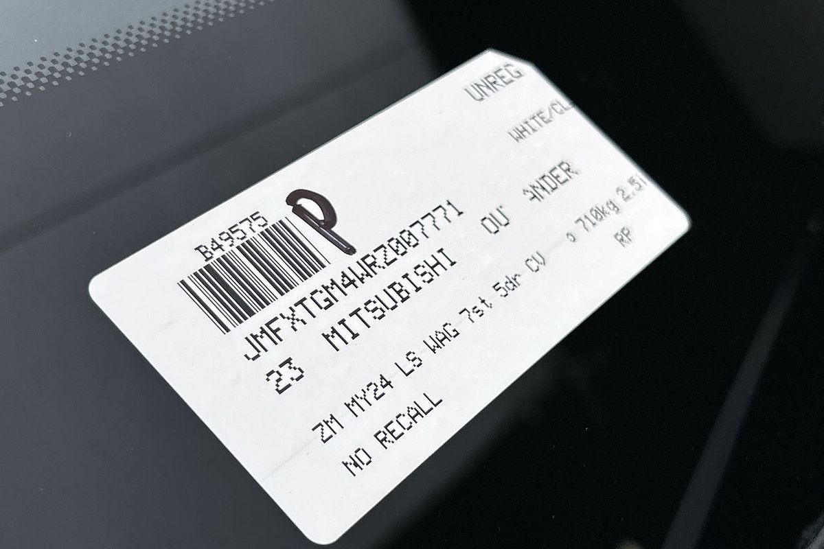2023 Mitsubishi Outlander LS ZM
