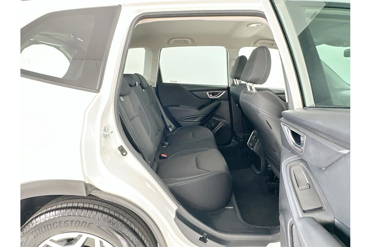 2023 Subaru Forester 2.5i S5