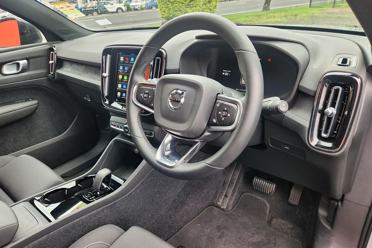 2023 Volvo XC40 Recharge Pure Electric