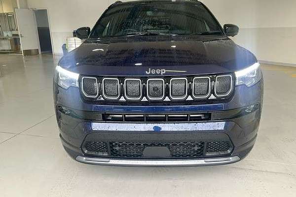 2023 Jeep Compass S-Limited M6
