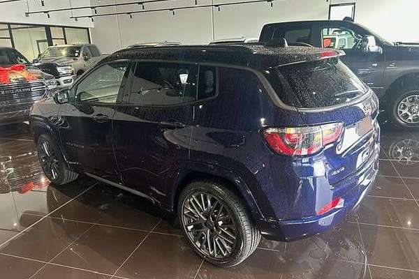 2023 Jeep Compass S-Limited M6