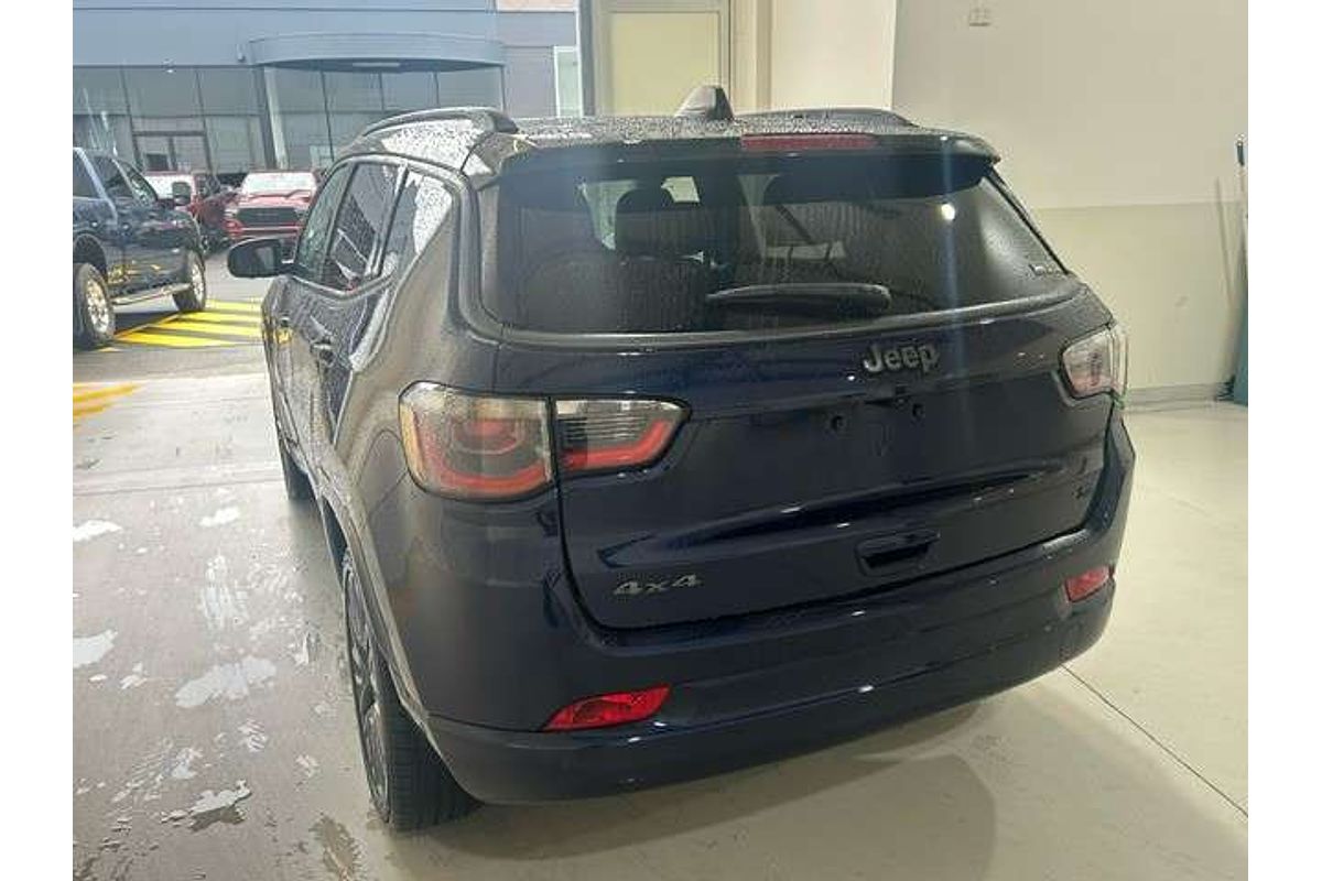 2023 Jeep Compass S-Limited M6