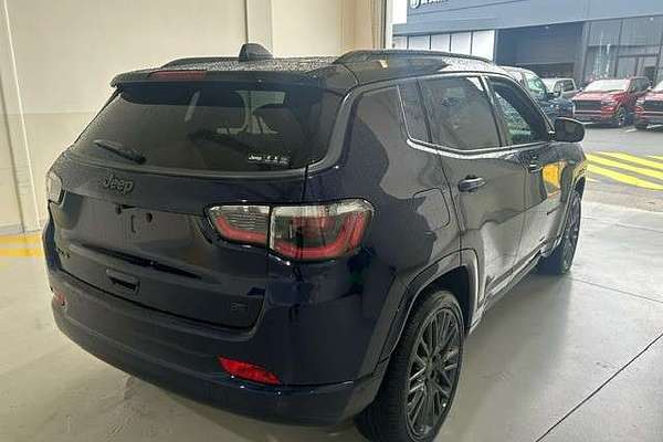 2023 Jeep Compass S-Limited M6