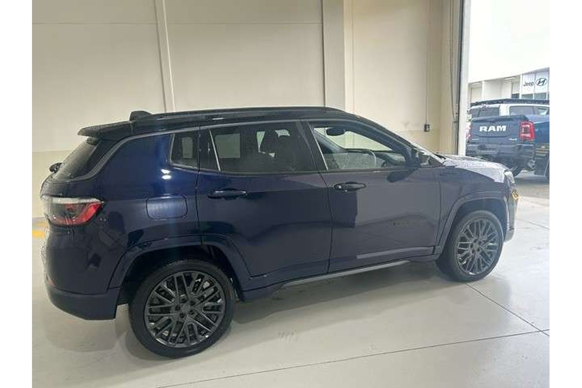 2023 Jeep Compass S-Limited M6