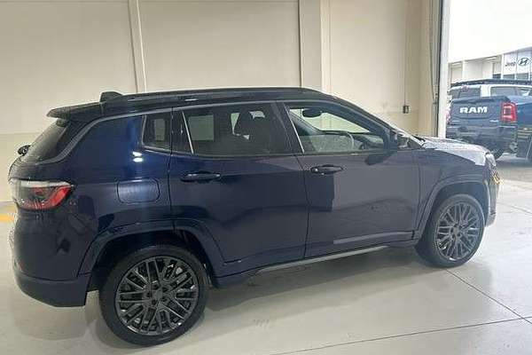 2023 Jeep Compass S-Limited M6