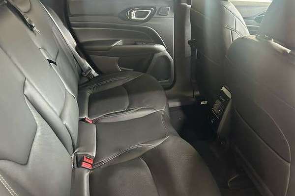 2023 Jeep Compass S-Limited M6