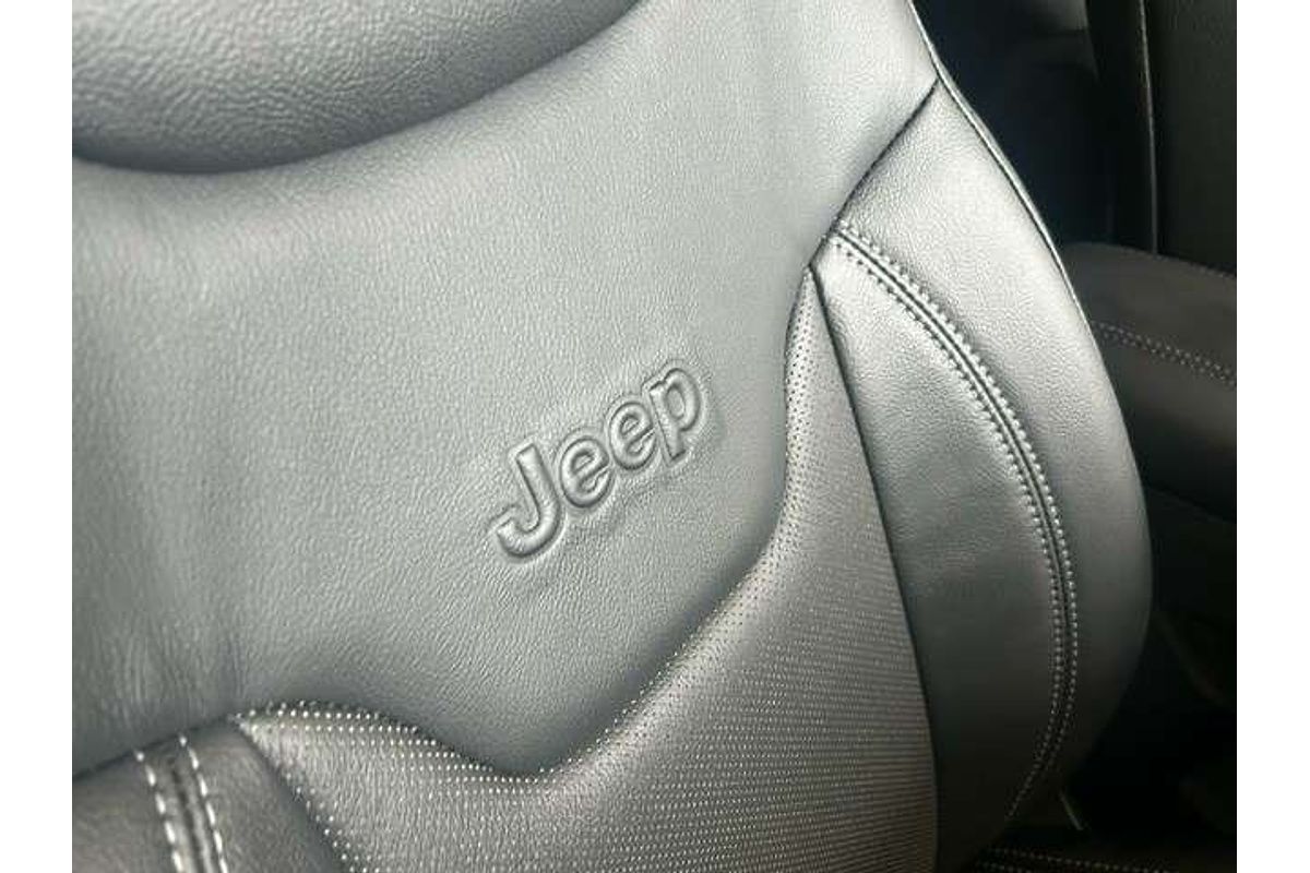 2023 Jeep Compass S-Limited M6