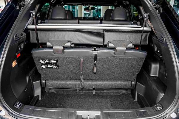 2025 Mitsubishi Outlander PHEV Exceed Tourer ZM