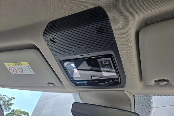 2025 Volkswagen Multivan TDI360 Life T7 SWB