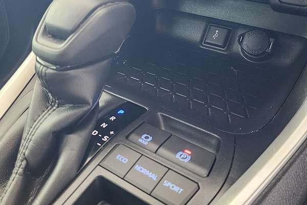 2021 Toyota RAV4 GX AXAH52R